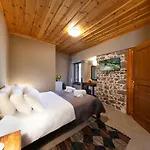 By White Hills In The Heart Of Hotel apartamentowy