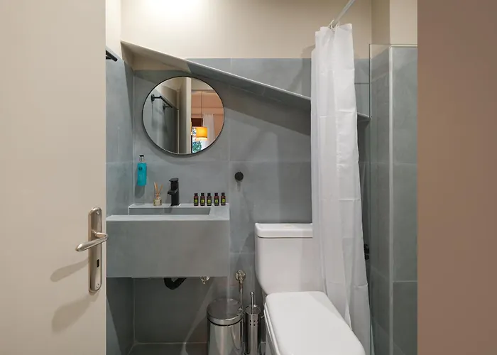 By White Hills In The Heart Of 3*